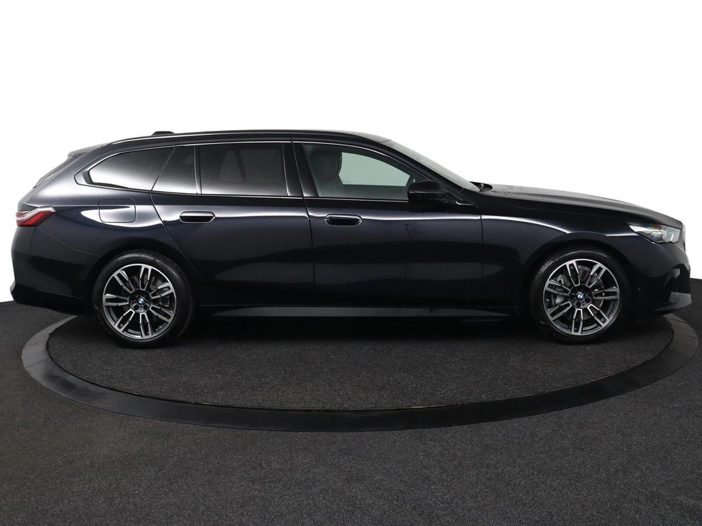 BMW i5 – foto 6