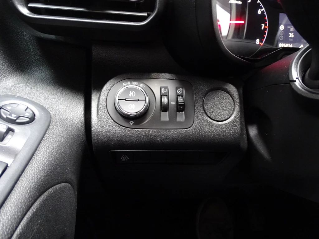 Opel Combo – foto 12