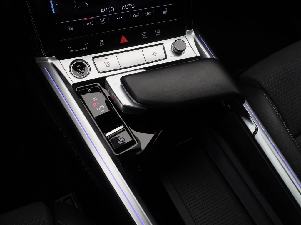 Audi Q8 Sportback e-tron – foto 27