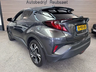 Toyota C-HR – thumbnail 3
