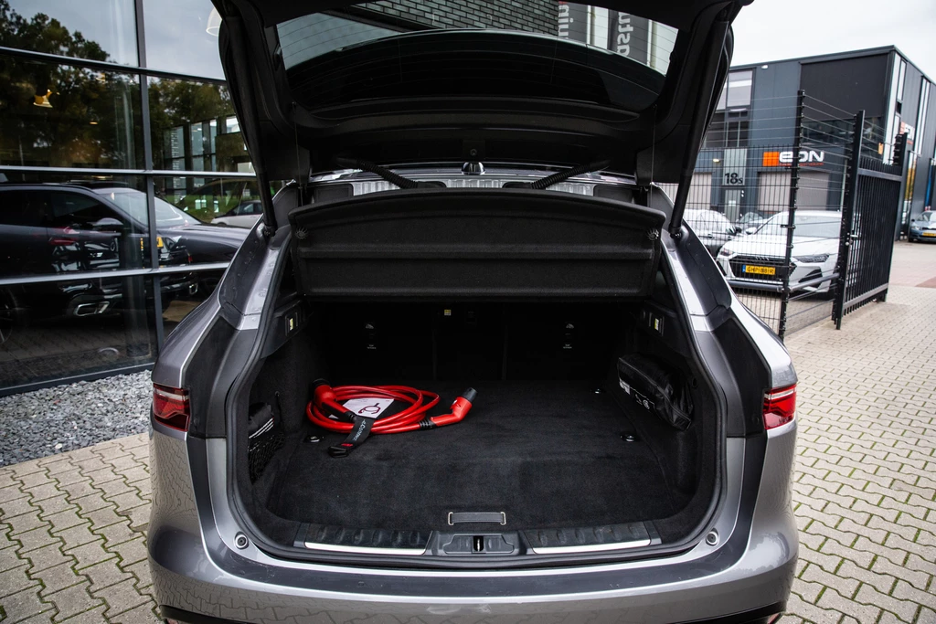 Jaguar F-PACE – foto 29