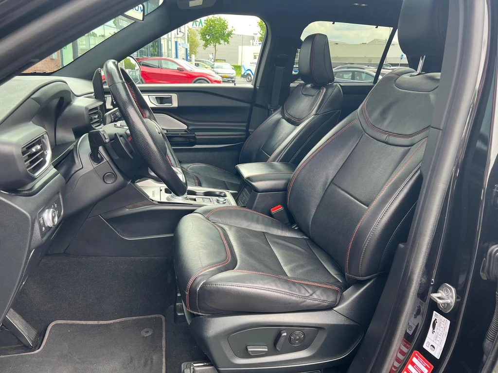 Ford Explorer – foto 11