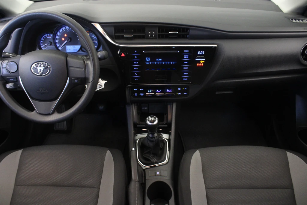 Toyota Auris – foto 8