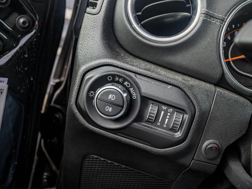 Jeep Wrangler – foto 23