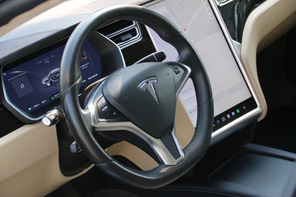 Tesla Model S – foto 14