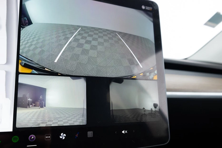 Tesla Model Y – foto 21
