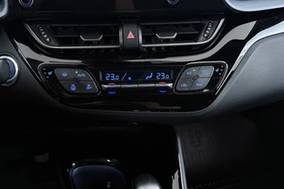 Toyota C-HR – thumbnail 30