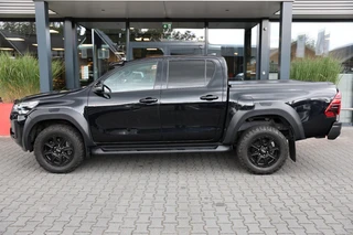 Toyota Hilux – thumbnail 2