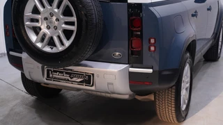 Land Rover Defender – thumbnail 6