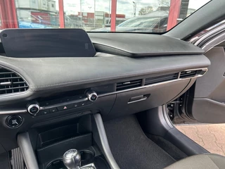 Mazda 3 – thumbnail 15