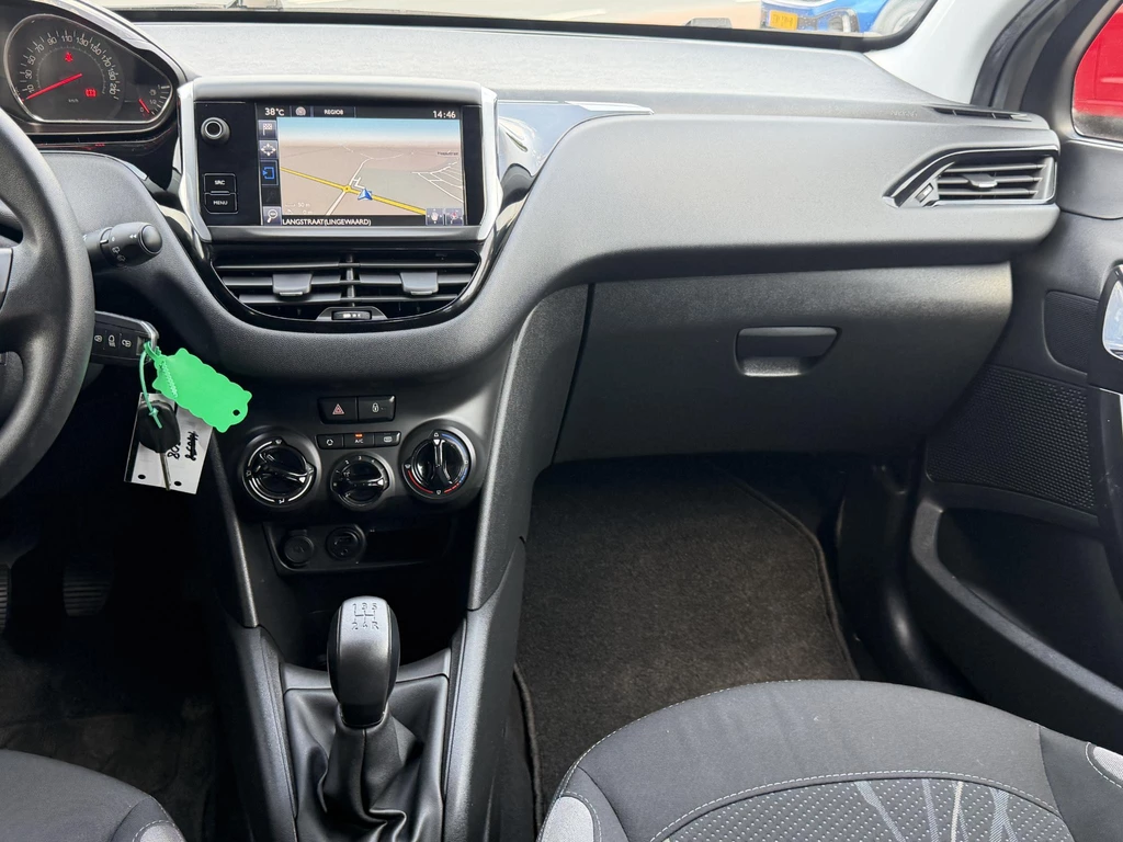 Peugeot 208 – foto 28
