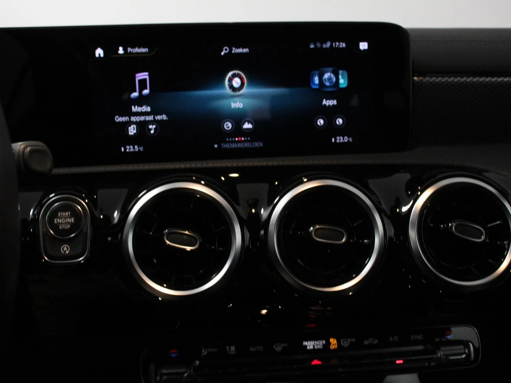 Mercedes-Benz CLA – foto 32