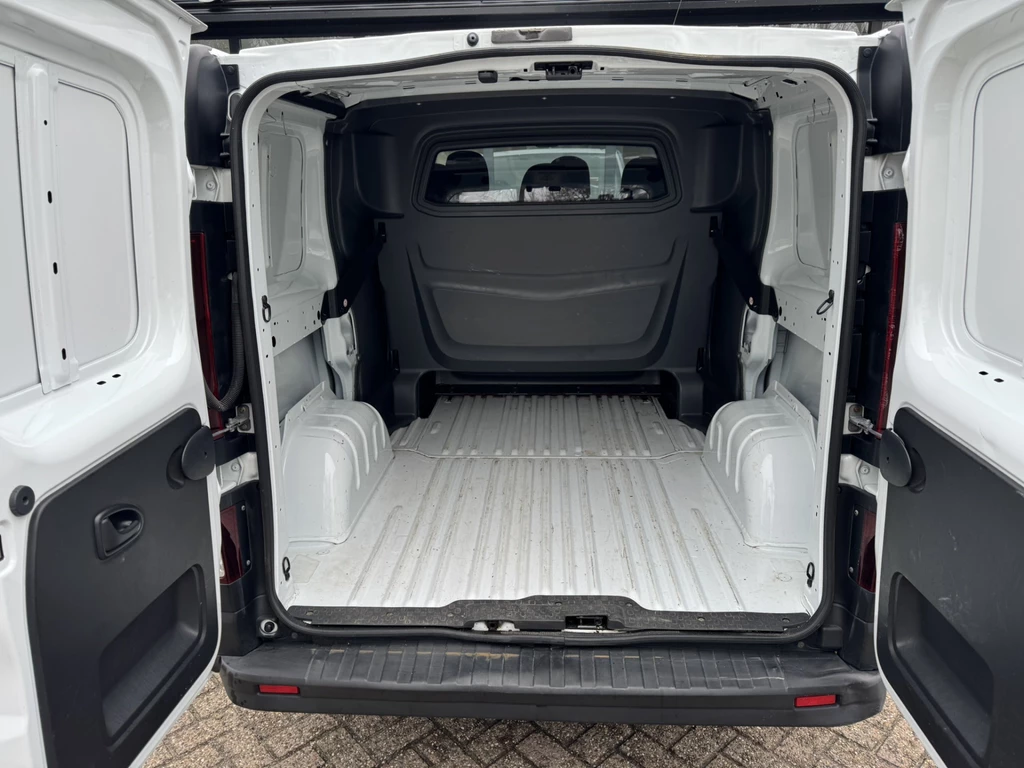 Opel Vivaro – foto 11