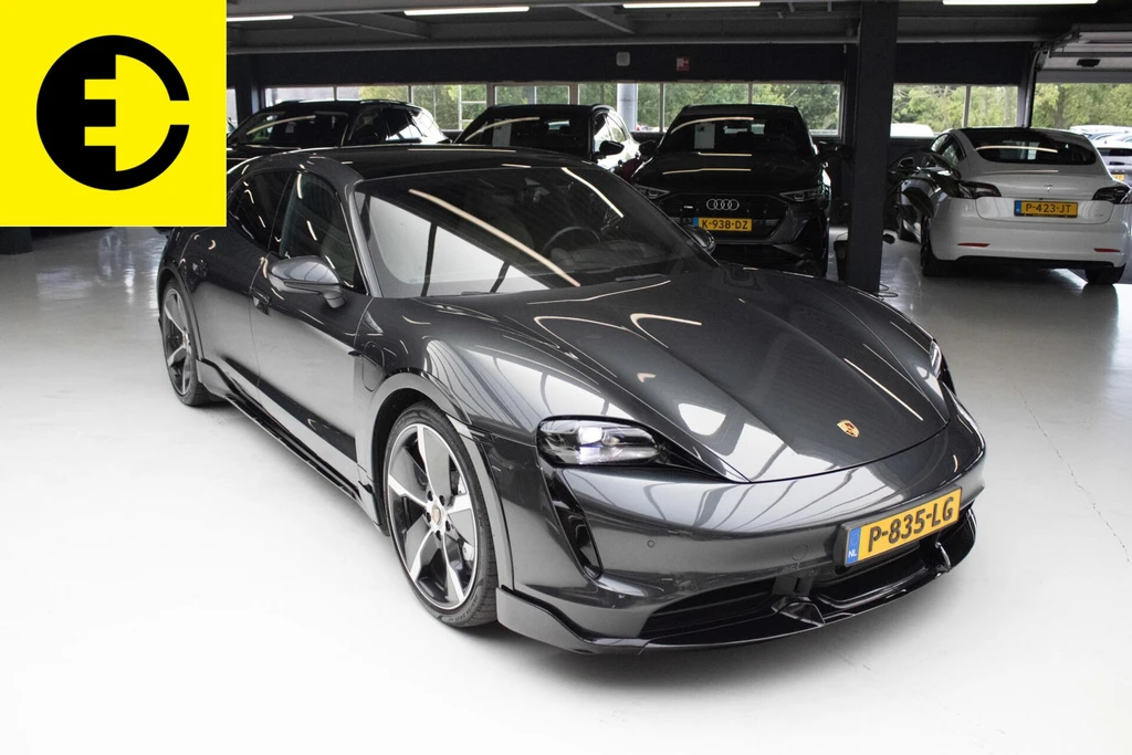 Porsche Taycan – foto 10