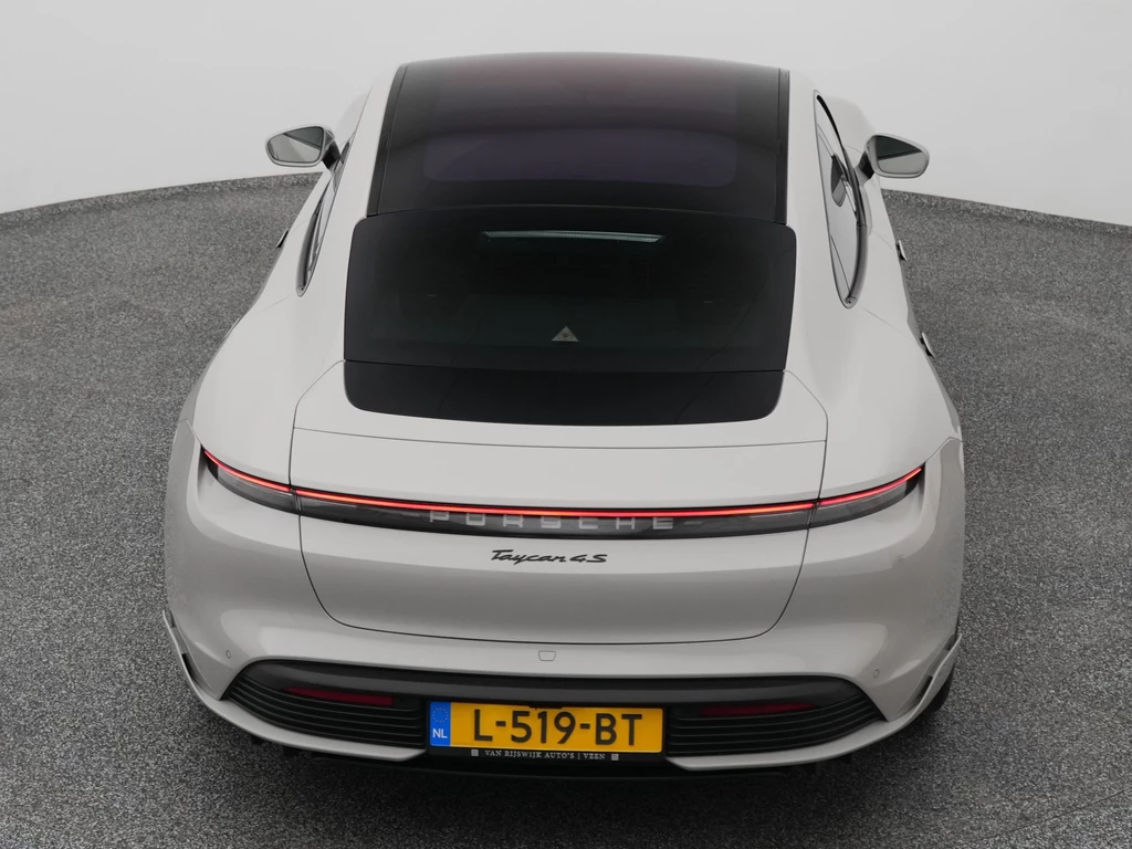 Porsche Taycan – foto 7