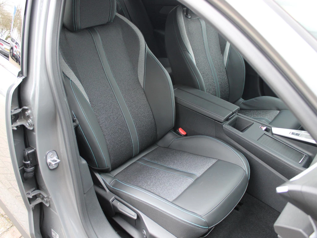 Peugeot 408 – foto 13
