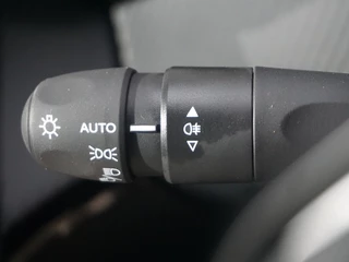 Peugeot 208 – thumbnail 14