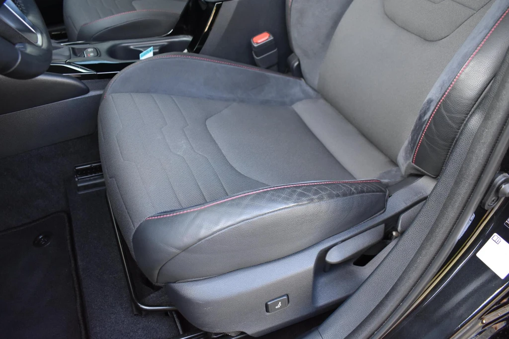 Toyota Corolla Touring Sports – foto 10