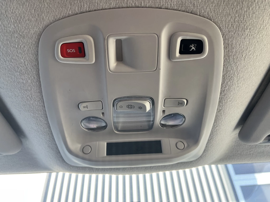 Peugeot Traveller – foto 38