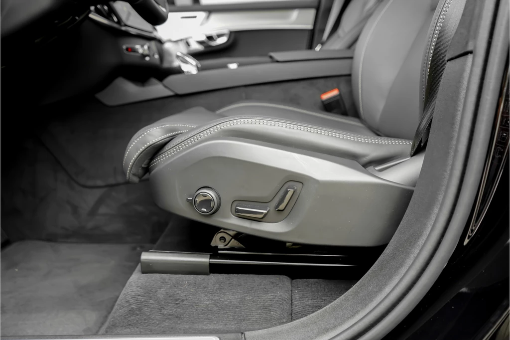 Volvo XC90 – foto 11