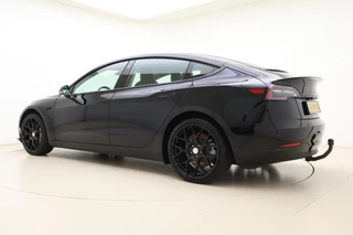 Tesla Model 3 – thumbnail 4