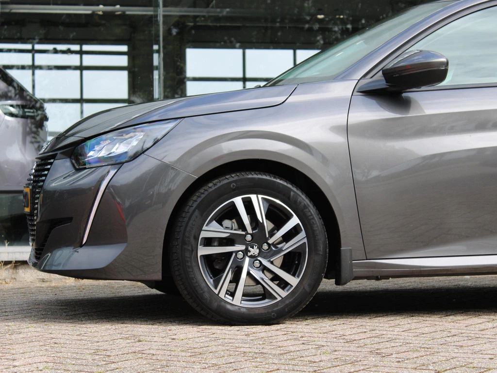 Peugeot 208 – foto 10