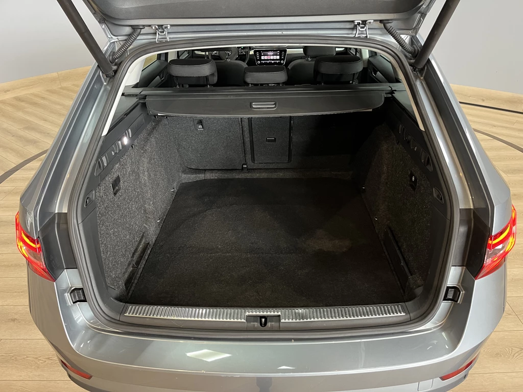 Škoda Superb – foto 40