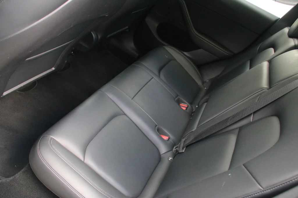 Tesla Model Y – foto 16