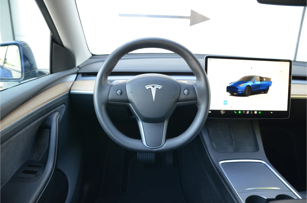Tesla Model Y – foto 15