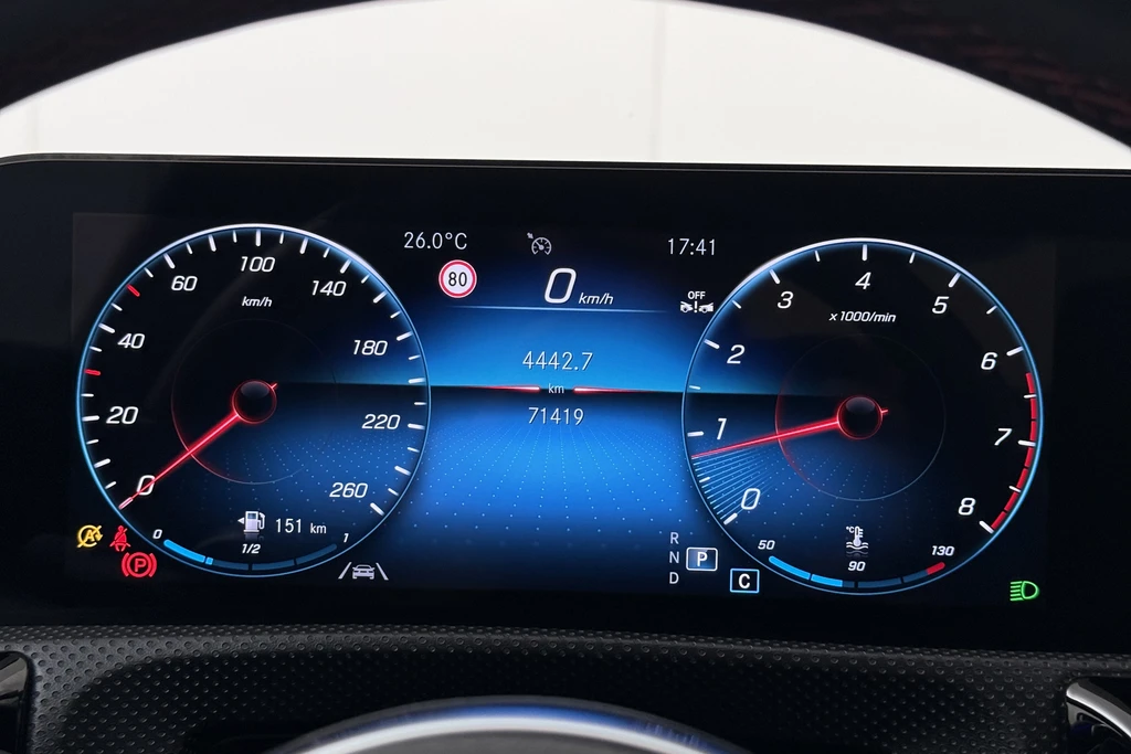 Mercedes-Benz CLA – foto 20