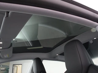 Tesla Model 3 – thumbnail 31