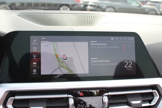 BMW M4 – thumbnail 23
