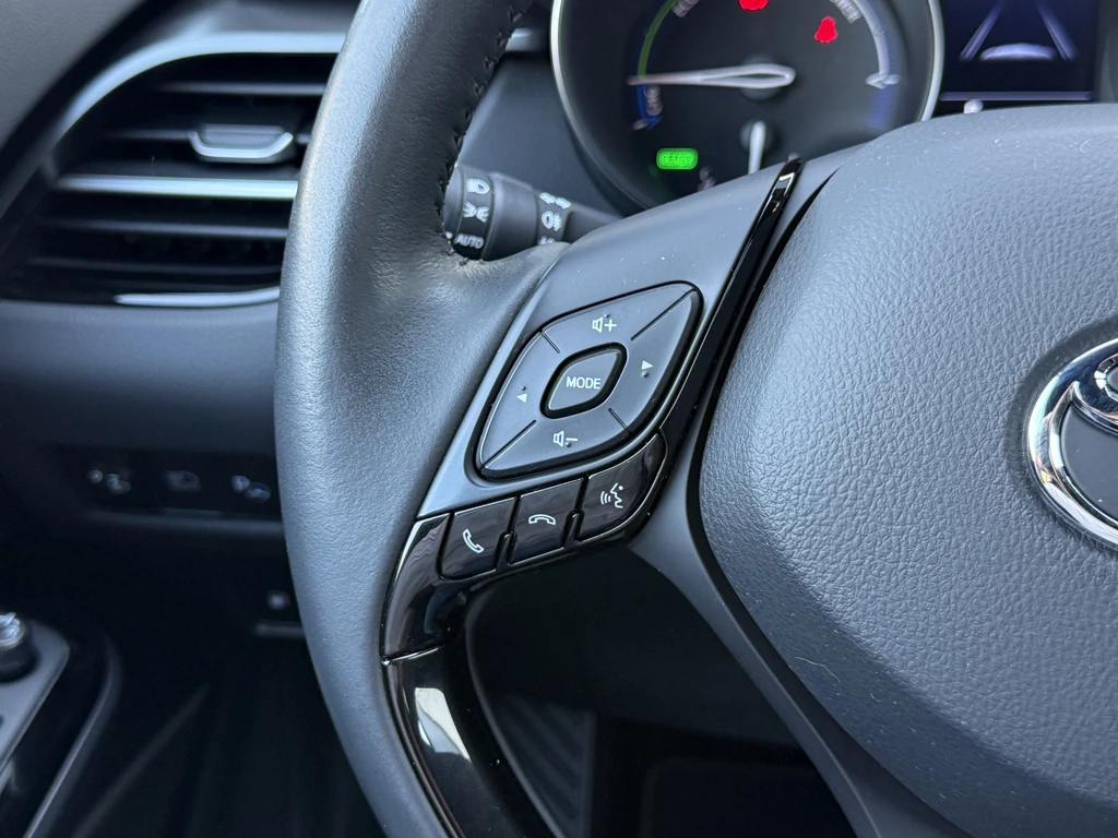 Toyota C-HR – foto 16