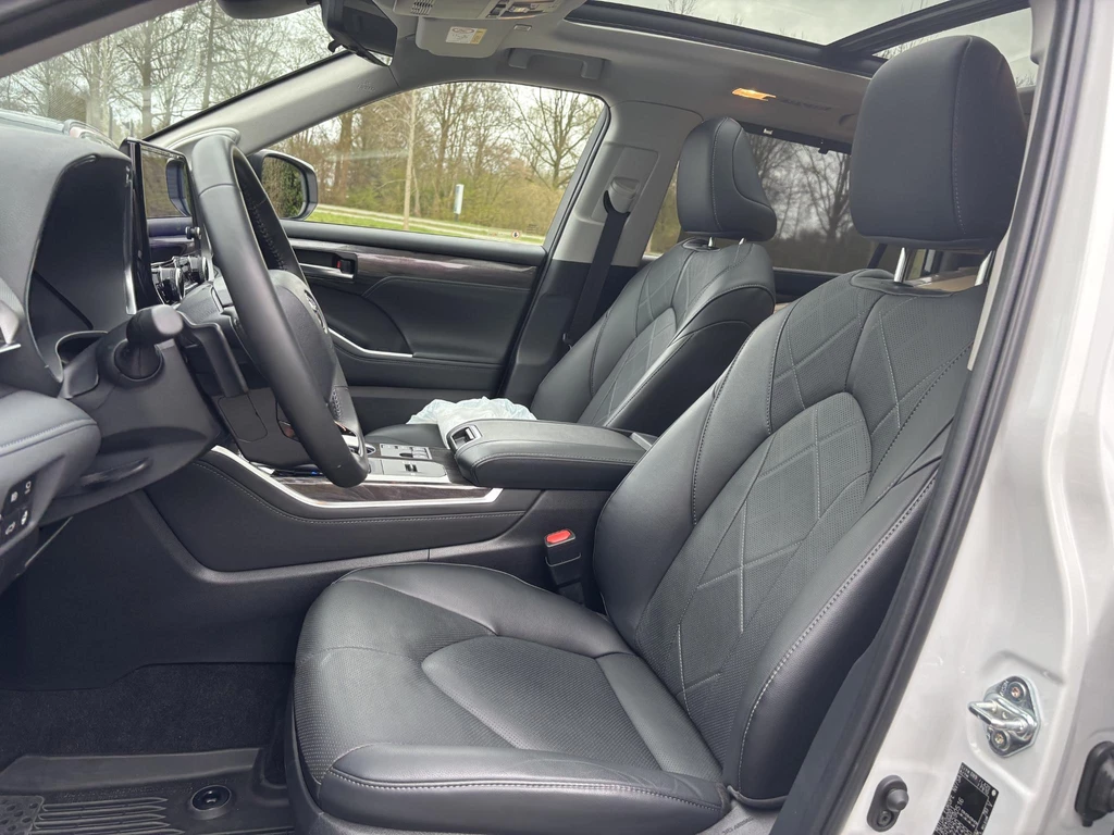 Toyota Highlander – foto 11
