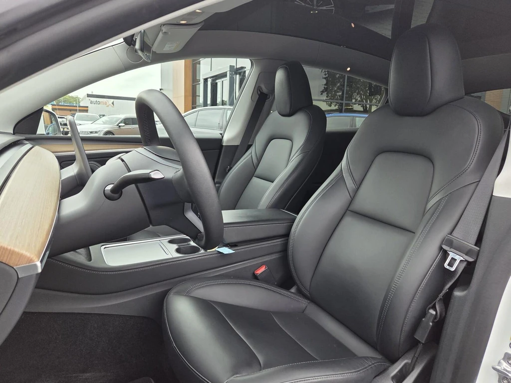 Tesla Model Y – foto 3