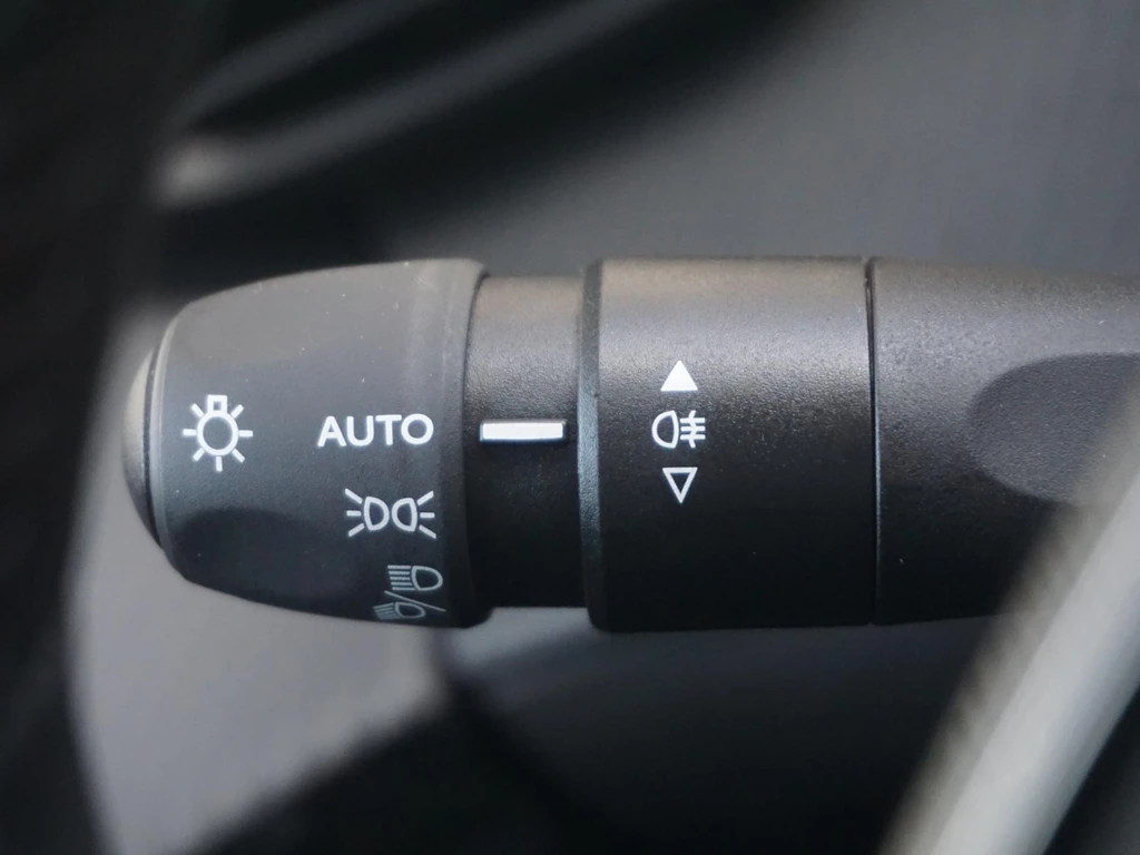 Peugeot 208 – foto 14