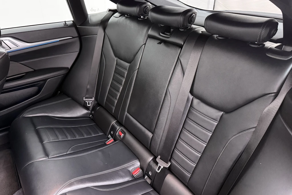 BMW i4 – foto 17
