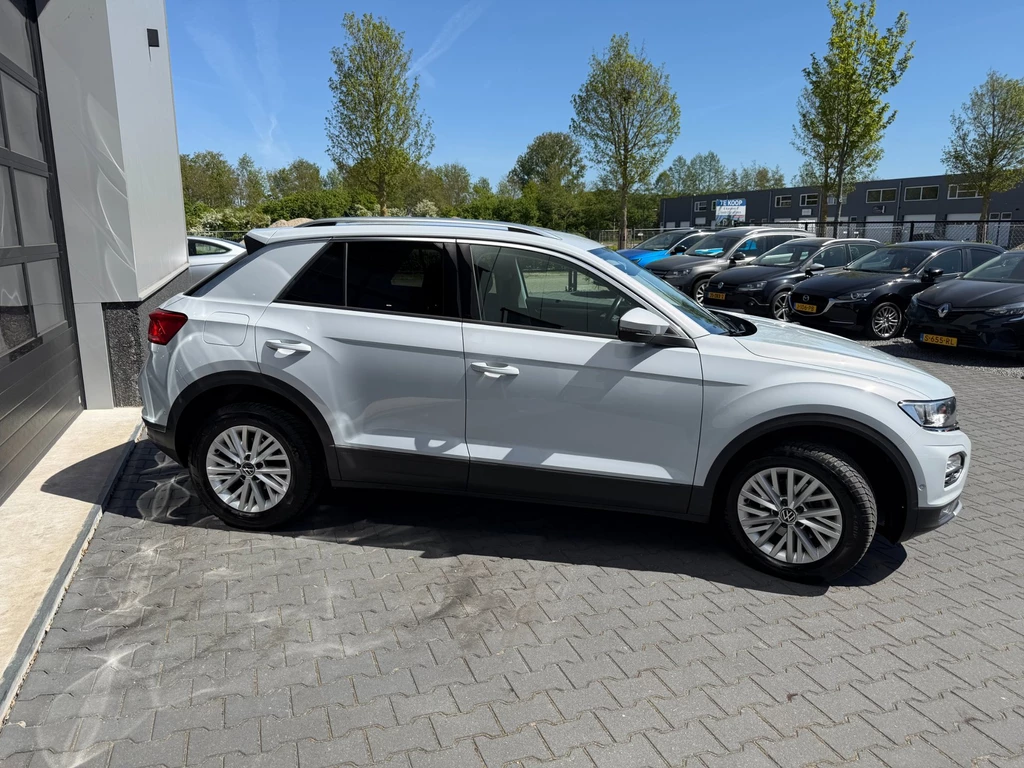 Volkswagen T-Roc – foto 4