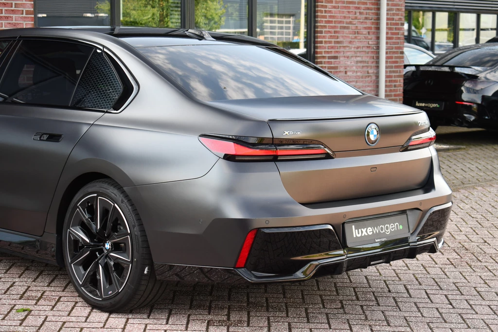 BMW 7 Serie – foto 10