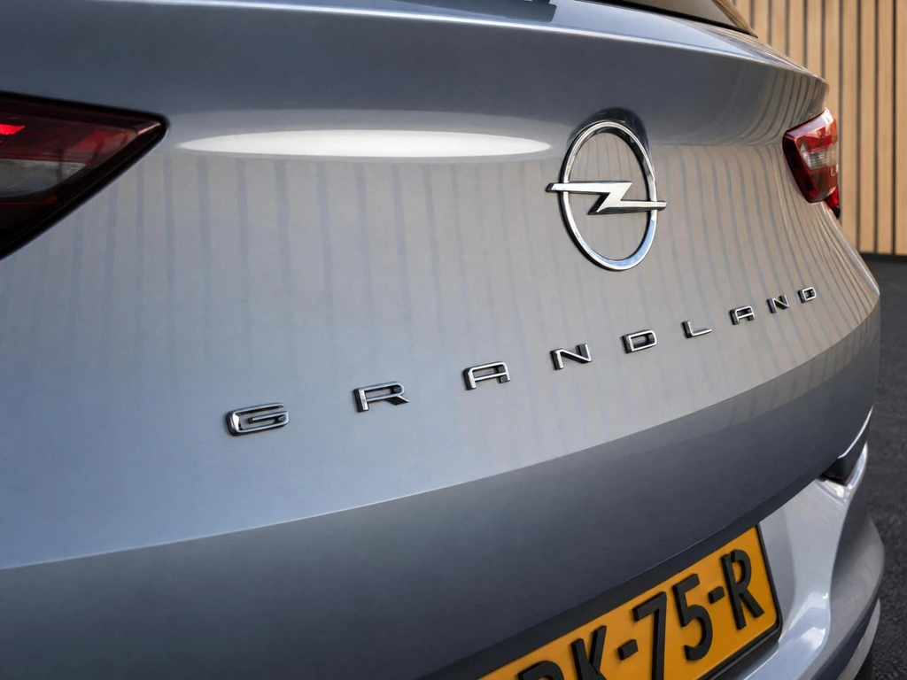 Opel Grandland – foto 21