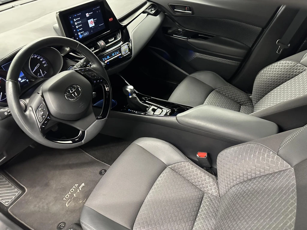 Toyota C-HR – foto 18