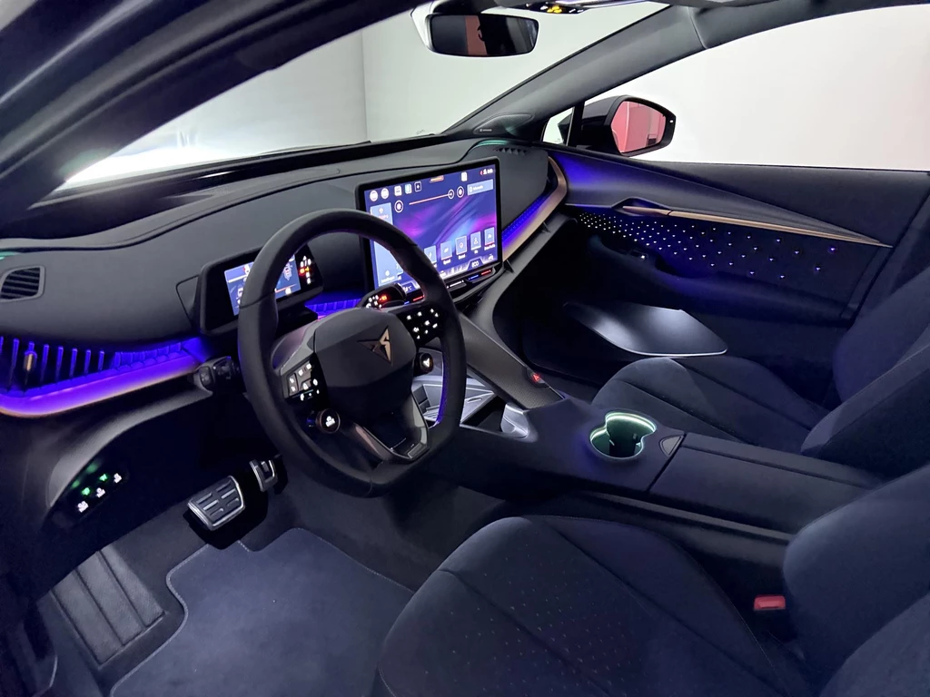 CUPRA Tavascan – foto 32