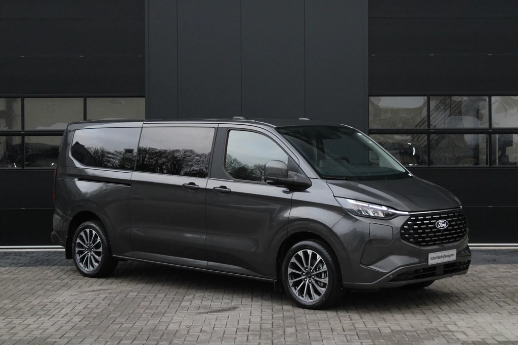 Ford Tourneo Custom – foto 8