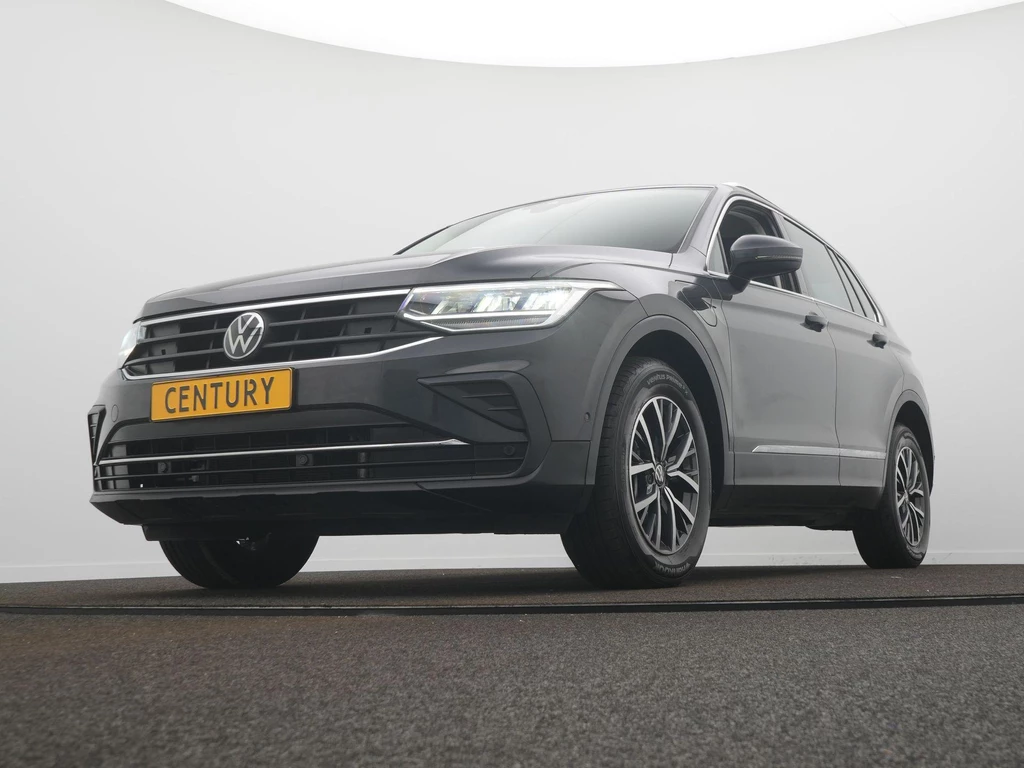 Volkswagen Tiguan – foto 2