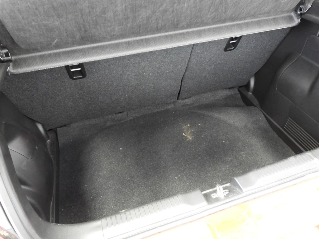 Suzuki Swift – foto 23