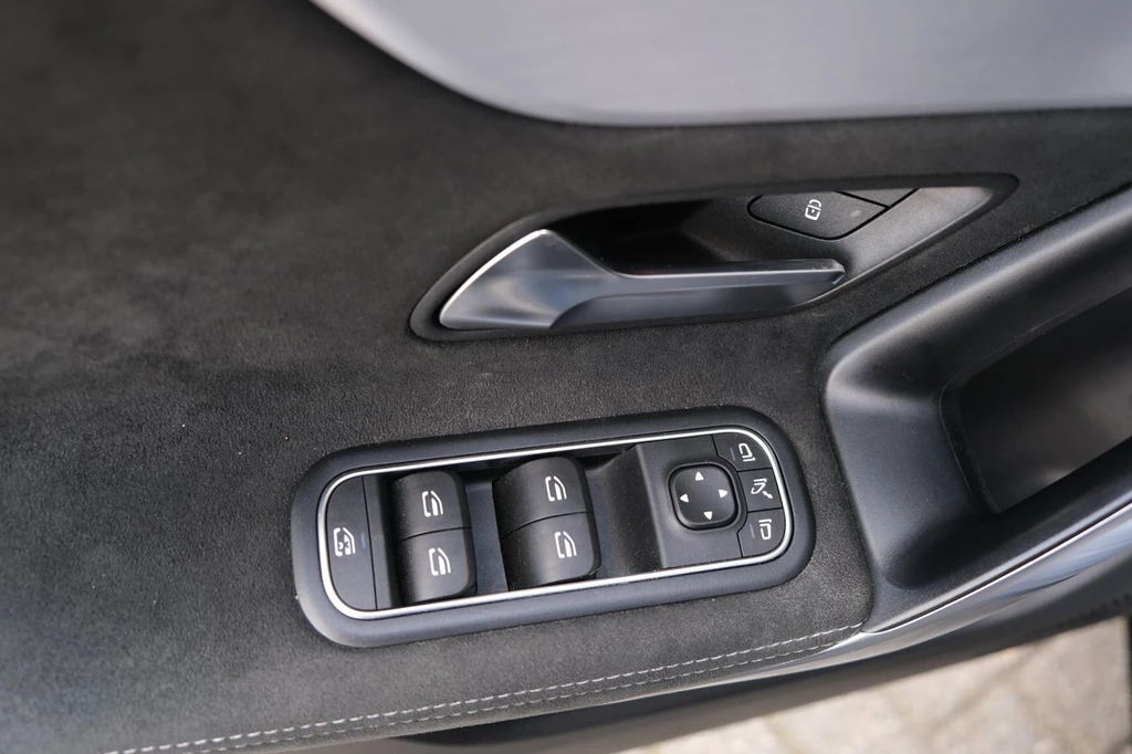 Mercedes-Benz CLA – foto 17