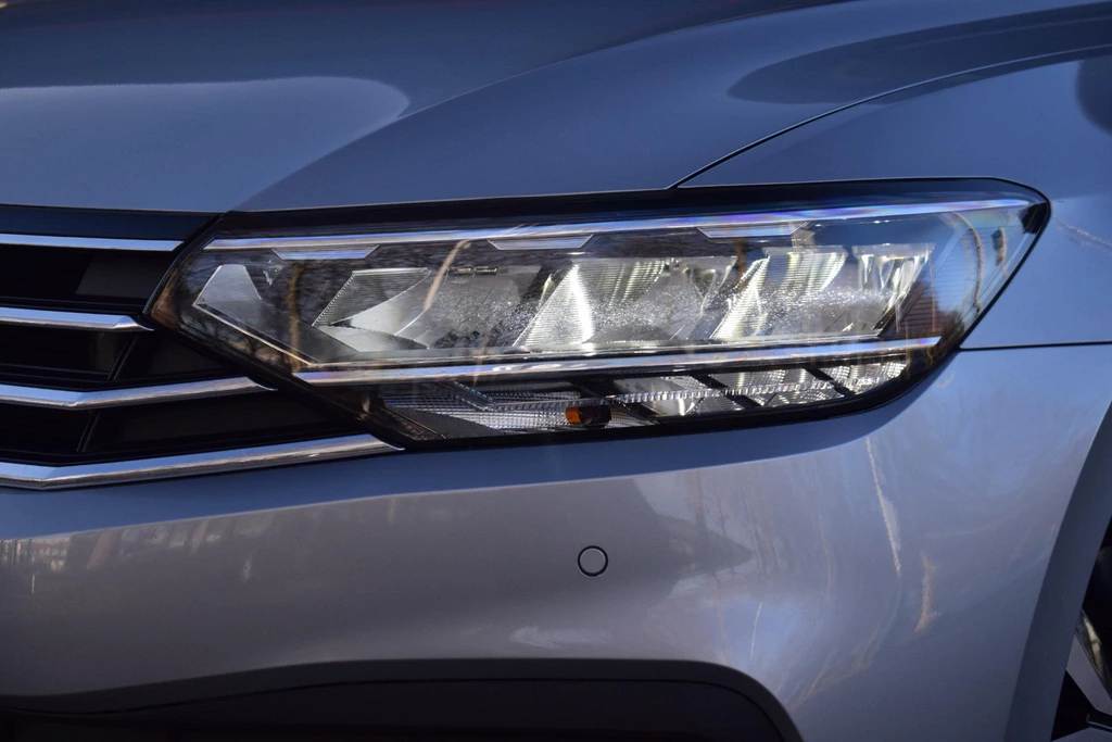 Volkswagen Passat – foto 22