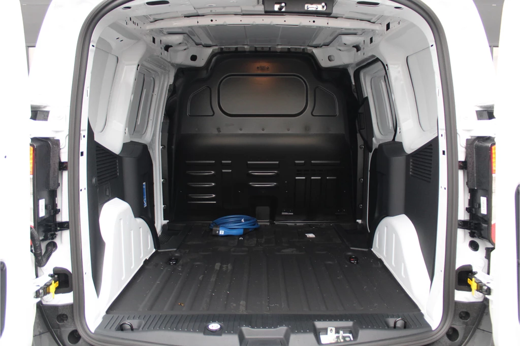 Ford E-Transit Courier – foto 11