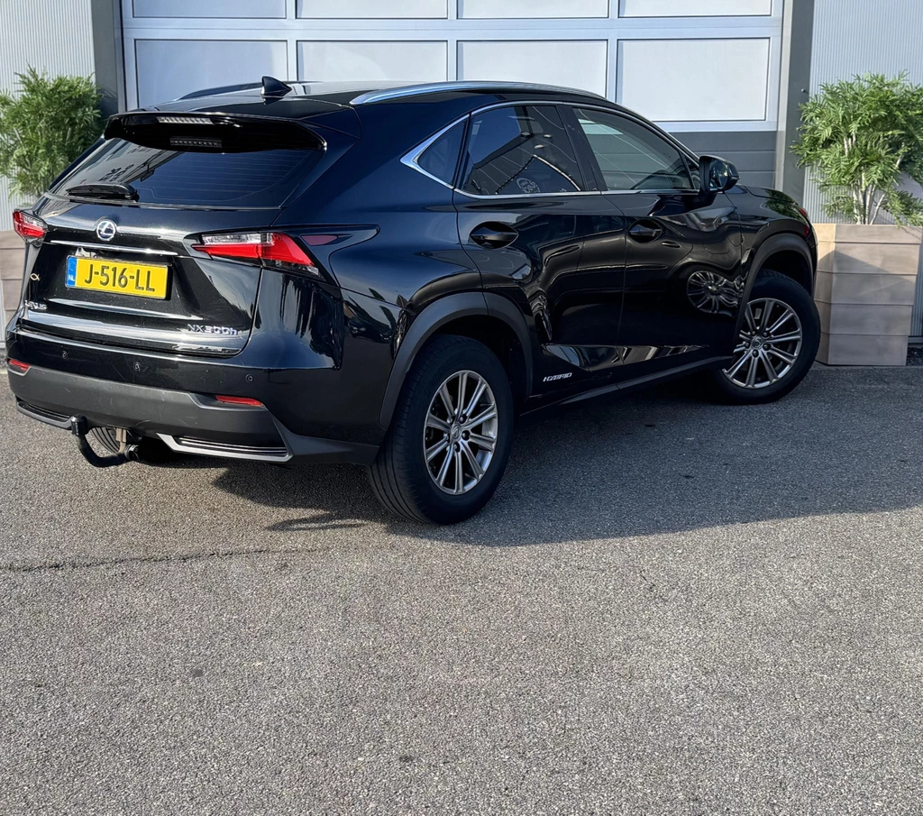 Lexus NX – foto 5
