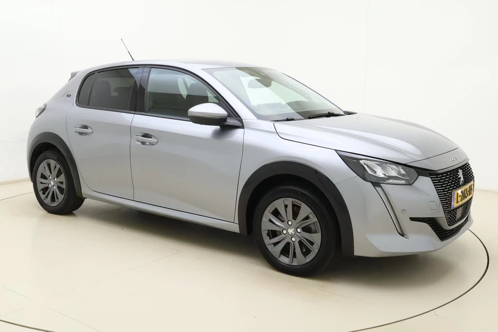 Peugeot e-208 – foto 8